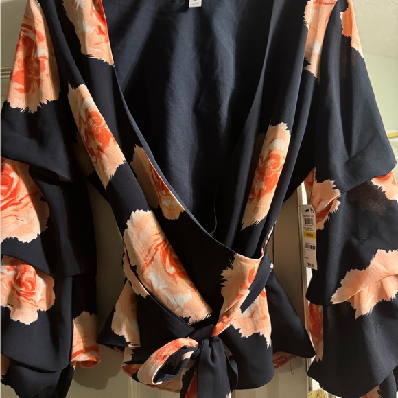 Bar III Women's Top Floral-Print Surplice Blouson Puff Sleeve Artistic Roses - Picture 7 of 7